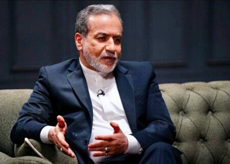 عراقچی: پاسخ ایران به نامه ترامپ متناسب با محتوا و لحن نامه وی داده شده؛ در عین حال فرصت استفاده از دیپلماسی نیز حفظ شده است