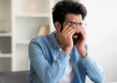 خستگی دیجیتال چشم؛ چگونه در عصر فناوری از بینایی خود مراقبت کنیم؟