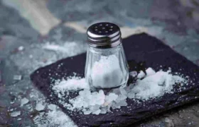 یافته پژوهشگران چین: افزودن نمک به غذا می‌تواند خطر ابتلا به افسردگی را تا ۴۰ درصد افزایش دهد