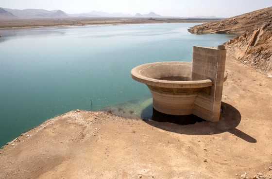 استاندار: مطالعات انتقال آب از دریای عمان به تهران آغاز شده