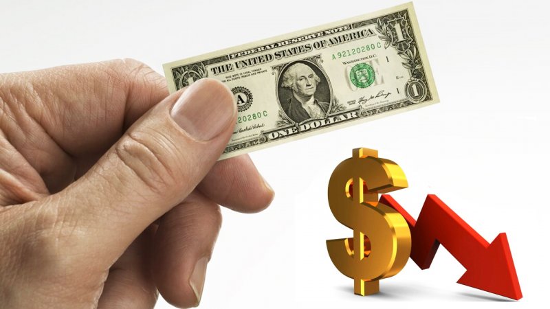 قیمت دلار به ۸۱۵۰۰ تومان رسید