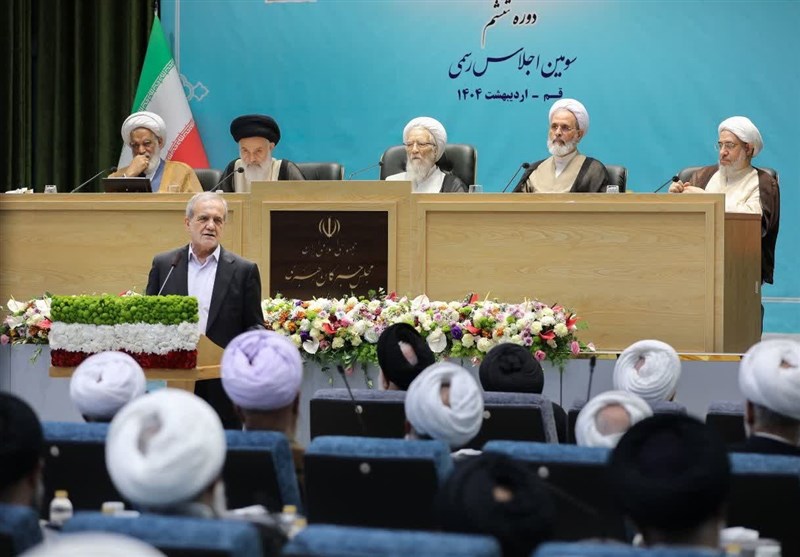 سخنرانی رئیس جمهور در سومین اجلاس مجلس خبرگان رهبری