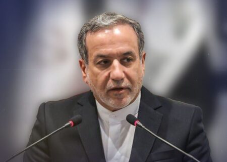 عراقچی: دست داشتن اتباع ایرانی در توطئه‌ای برای هدف قرار دادن سفارت اسرائیل در لندن، داستان‌سرایی است