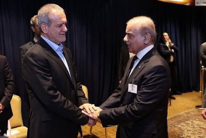 استقبال رسمی پزشکیان از نخست‌وزیر پاکستان