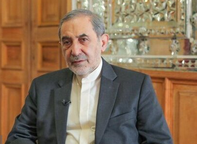 تناقض در گفتارهای ترامپ، از بی‌سر و سامانی حکومت آمریکا حکایت دارد
