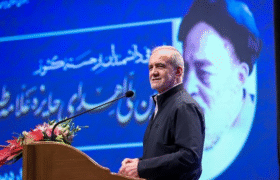 پزشکیان: دانشمندان و نخبگان برای حل مشکلات وارد میدان عمل شوند