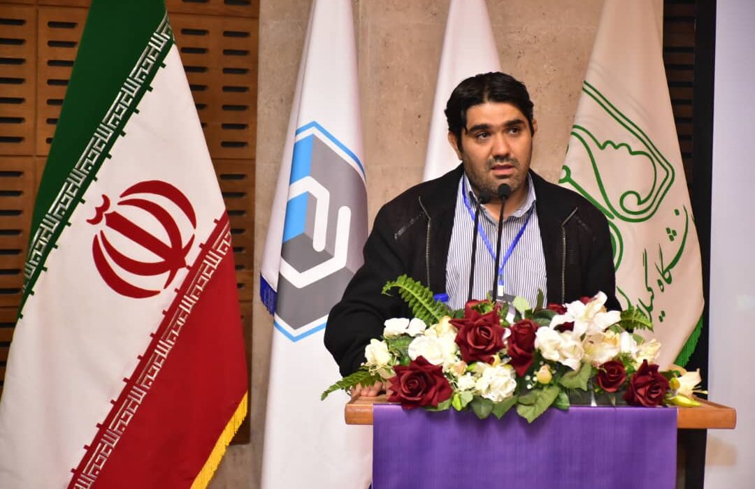 مراقب رانت و امضاهای طلایی باشید