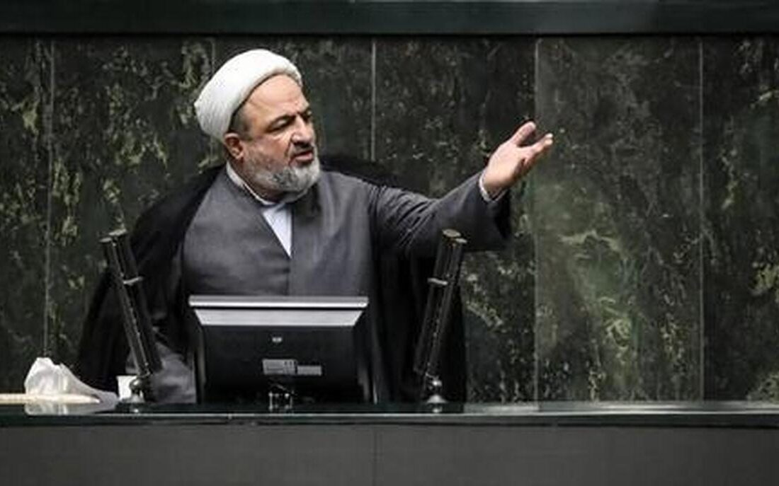 رسایی: رییس فراکسیون انقلاب که هنوز بعد از یک سال رییس موقت است، دو هفته پیش اعلام کرده ما بر ریاست قالیباف اجماع کردیم
