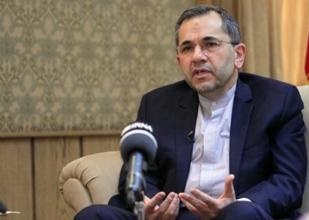 تخت‌روانچی: مذاکره از طریق رسانه‌ها کار درستی نیست/ باید ببینیم آمریکایی‌ها در اتاق مذاکرات چه رویه‌ای دارند