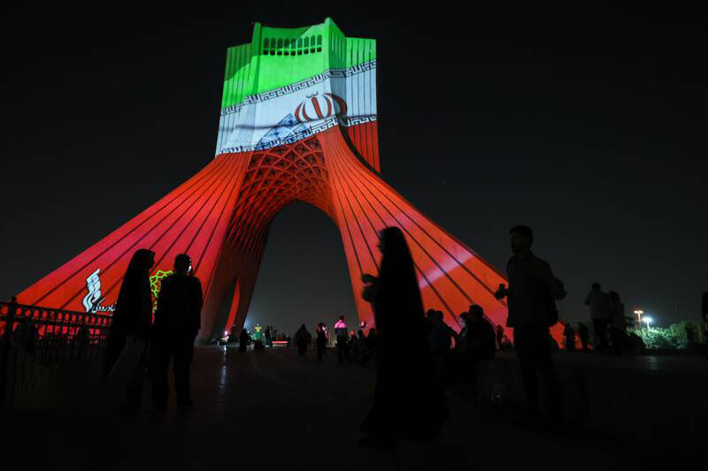 ده سال نفوذ