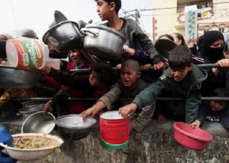شلیک مستقیم سربازان اسرائیلی به کودکان گرسنه