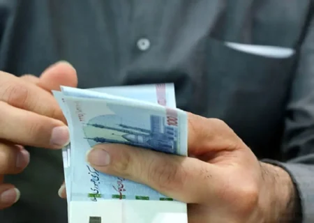 دستور ویژه رئیس جمهور برای تغییر سیستم پرداخت حقوق کارمندان