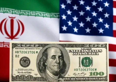 با توافق ایران و آمریکا قیمت دلار ۷۳ هزار تومان می‌شود؛ مدتی بعد از توافق دلار چند خواهد شد؟