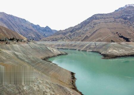 ذخایر سد‌های کشور در وضعیت نامناسب قرار دارد/دعوت به مشارکت عمومی برای عبور از بحران آب