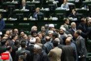 پزشکیان زیر تیغ مخالفان؛ گناه نابخشودنی رئیس‌جمهور، پذیرش حقیقت مشکلات کشور است