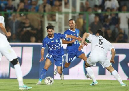 تقابل پرگل در شهر قدس؛ استقلال و ذوب‌آهن با تساوی ۳-۳ امتیازها را تقسیم کردند