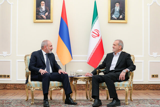 پیام‌های سفر پزشکیان به ایروان؛ ایران و ارمنستان در آستانه فصل تازه همکاری‌ها
