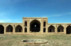 ۴۰۰ سال صبر تاریخی پایان یافت؛ کاروانسرای شاه عباسی سمنان آزاد شد
