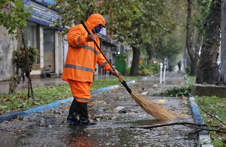 نیروهای ایرانی جایگزین اتباع غیرمجاز در خدمات شهری تهران