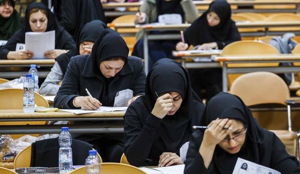 ماجرای اعتراض دستیاران پزشکی به آزمون گواهینامه / وزارت بهداشت: ارفاقها انجام شده است