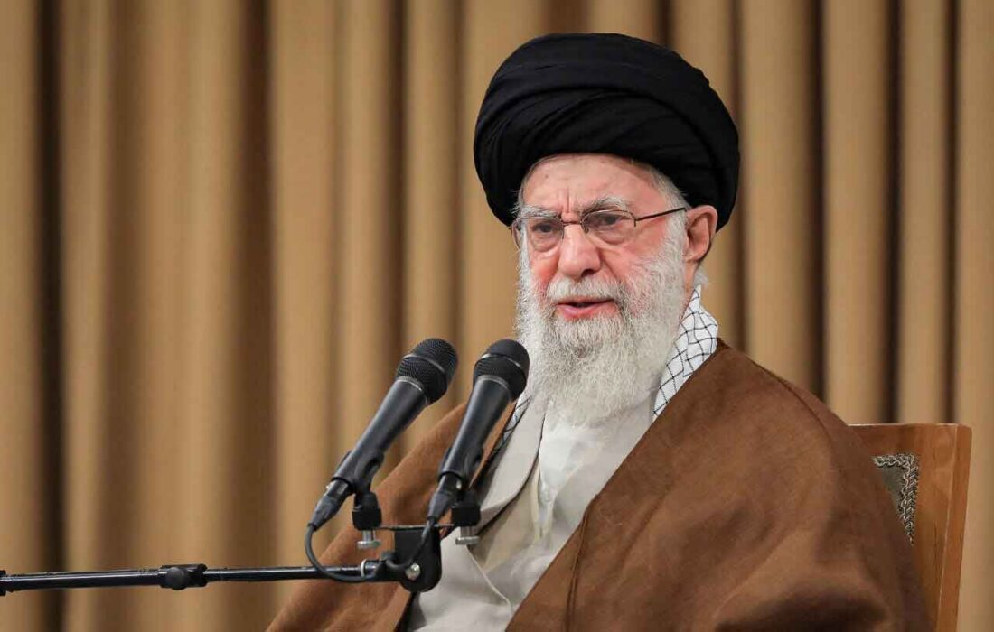 پیام تسلیت رهبر انقلاب به آیت‌الله سیستانی
