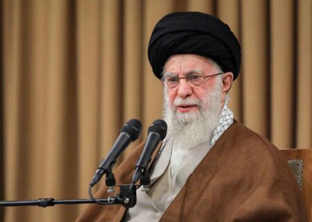 رهبر انقلاب: مذاکره با آمریکا بن‌بست محض است | افشای توطئه واشنگتن برای محدود کردن موشک‌های ایران