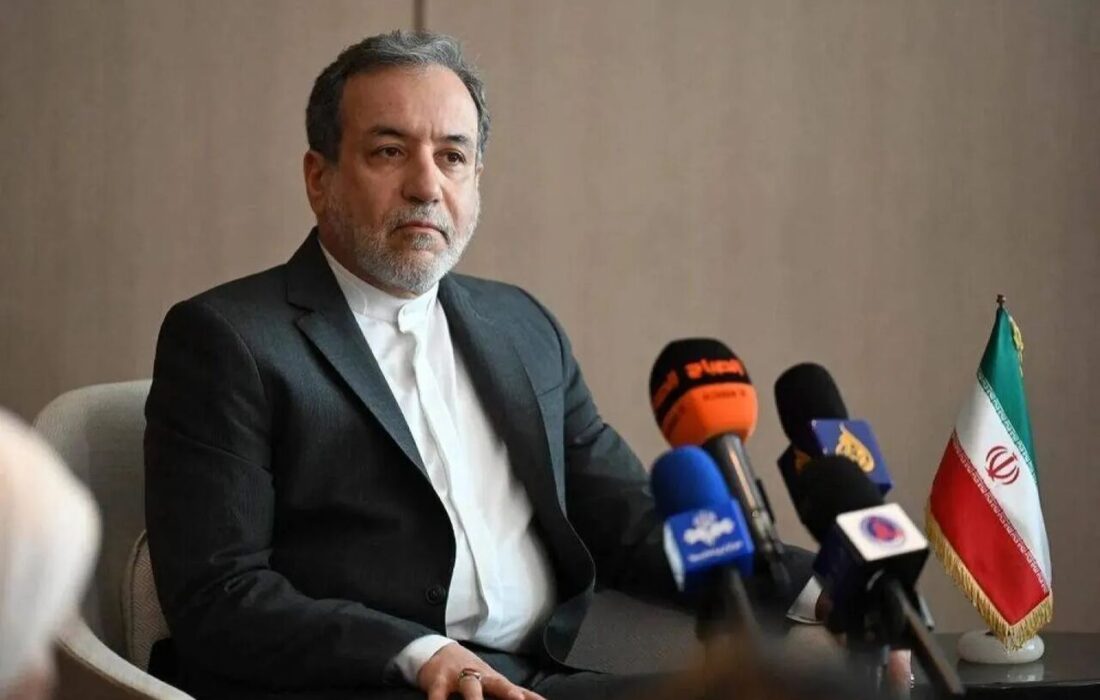 عراقچی: ترامپ یا رئیس‌جمهور صلح است یا جنگ — هر دو نمی‌تواند باشد