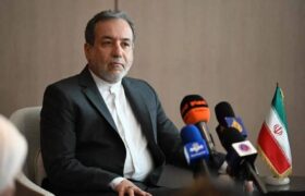 عراقچی: ترامپ یا رئیس‌جمهور صلح است یا جنگ — هر دو نمی‌تواند باشد