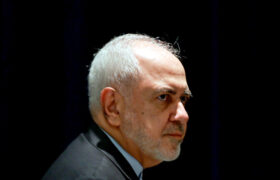 انتقاد ظریف از اروپا: حمایت سه کشور اروپایی از “تجاوز نظامی” به جای اجرای برجام
