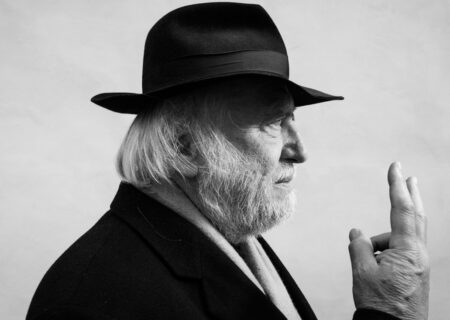 لاسلو کراسناهورکای؛ نویسنده‌ای که با «تانگوی شیطان» ادبیات اروپا را تکان داد