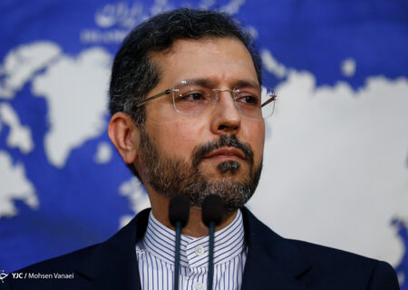 خطیب‌زاده: آمریکا مسیر مذاکره را مسدود کرده / ایران از خطوط قرمز خود عقب‌نشینی نمی‌کند