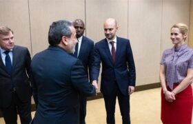 سفر عراقچی به پاریس؛ هسته‌ای، اسنپ‌بک و تلاش برای نهایی کردن مبادله مهدیه اسفندیاری