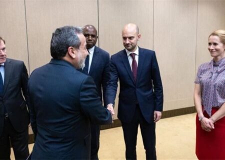 سفر عراقچی به پاریس؛ هسته‌ای، اسنپ‌بک و تلاش برای نهایی کردن مبادله مهدیه اسفندیاری