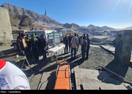 ریزش معدن کوشک بافق بدون تلفات جانی؛ ادامه عملیات امدادرسانی