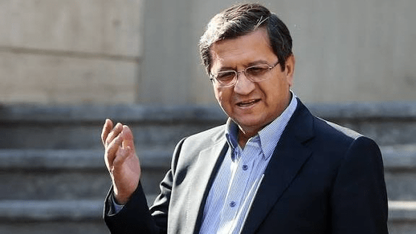 همتی جایگزین فرزین شد؛ دلار پایین آمد