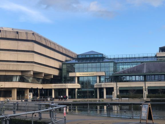 سانسور در قلب دموکراسی؛ دولت انگلیس اسناد حساس خاندان سلطنت و جنگ عراق را پنهان کرد