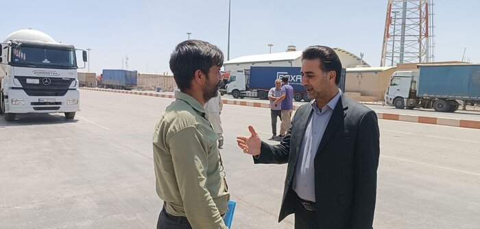 بازگشت روال عادی تردد کامیون‌ها در مرز دوغارون پس از رفع مشکلات ناشی از روان‌آب‌ها