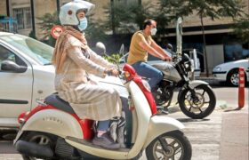 وزارت دادگستری: ممنوعیت قانونی برای رانندگی بانوان با موتورسیکلت وجود ندارد