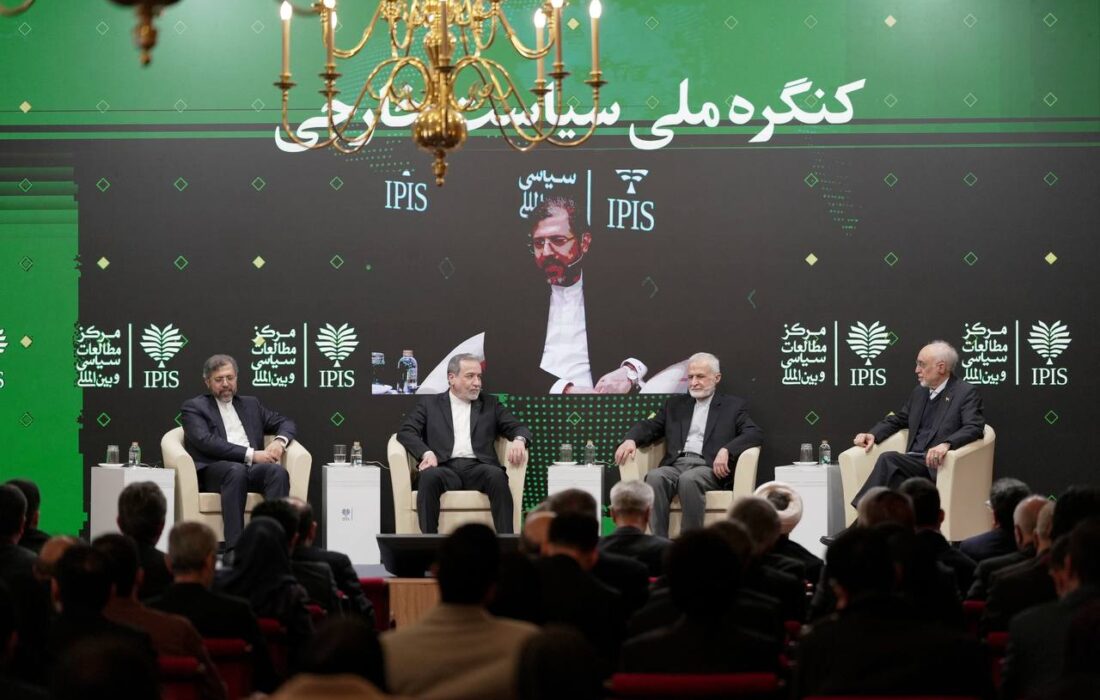 عراقچی: غنی‌سازی خط قرمز ایران است و مذاکرات تنها با رفع تحریم‌ها پیش می‌رود