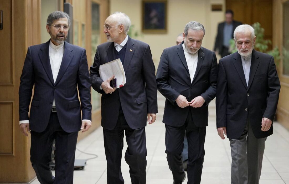 عراقچی: قدرت «نه گفتن» به زورگویی‌ها بمب اتمی ایران است / غنی‌سازی حق قطعی ماست