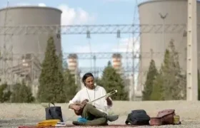 ببینید: از تحصن «تار» تا زنجیره «غیرت»؛ پاسخ سراسری ایران به پویش علی قمصری در حفاظت از نیروگاه‌ها