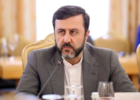غریب‌آبادی: دوران فریبکاری آمریکا سپری شده است / آغاز مذاکرات «مطالبه‌محور» با تکیه بر حاکمیت بر تنگه هرمز