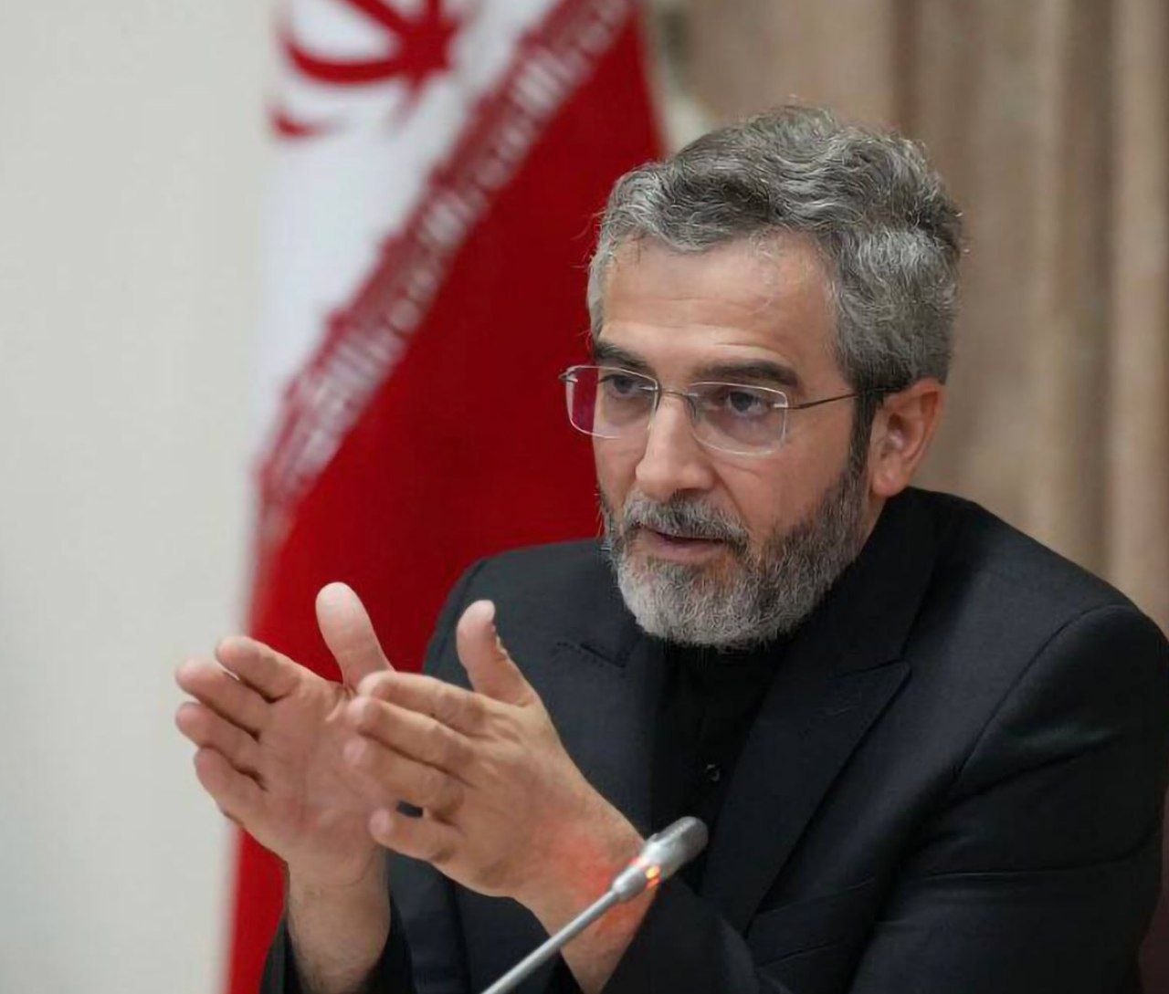 سفر علی باقری به مسکو؛ تهران: پرونده ذخایر اورانیوم روی میز مذاکرات نیست