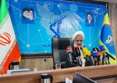 نماینده ولی‌فقیه در سپاه: رهبر انقلاب با اصل مذاکره از موضع قدرت مخالفتی ندارند