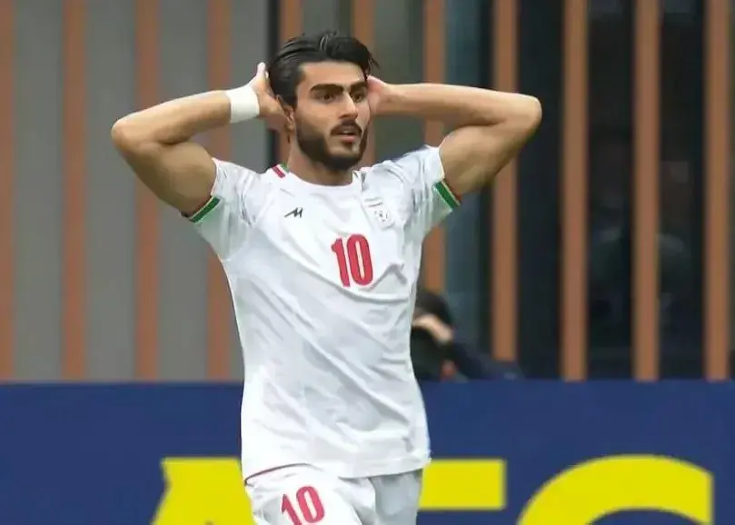 رضا غندیپور هدف اصلی نقلوانتقالات فوتبال ایران؛ رقابت استقلال، پرسپولیس و تراکتور برای جذب مهاجم جوان