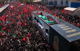 تصاویر هوایی از جمعیت مردم داغدار در تشییع آقای شهید ایران در قم