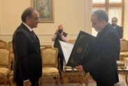سفیر جدید پاکستان در تهران آغاز به کار کرد