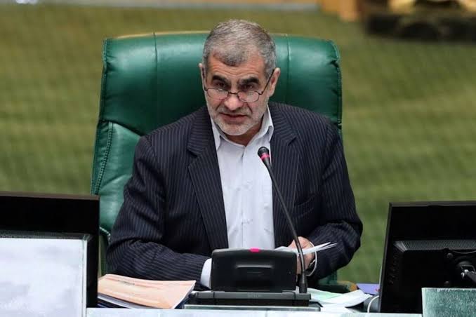 نیکزاد: افزایش قیمت بنزین سهمیه‌ای منتفی است