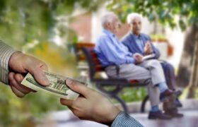 حقوقبگیران در انتظار تصمیم دولت؛ افزایش نیمه دوم سال چه سرنوشتی دارد؟