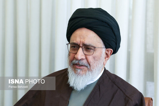 آیتالله محقق داماد: قرار نیست به تصمیمگیران توهین شود/سخنان پزشکیان مخالفانش را قانع کرد